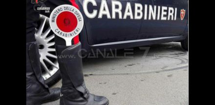 Putignano - Contesa per un terreno e minaccia una donna col fucile: denunciato 60enne
