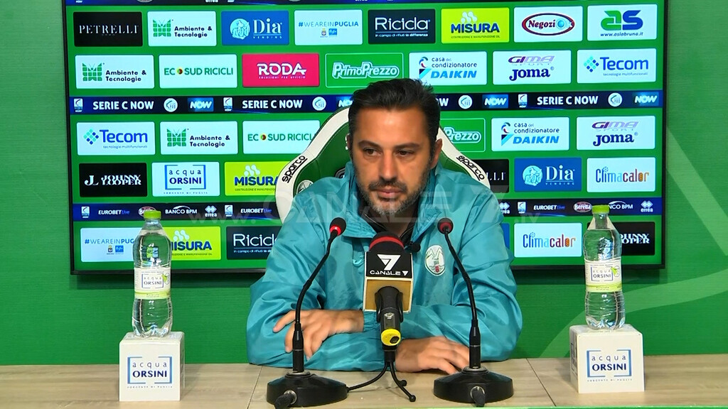 Canale 7 TV Conferenza Stampa Luigi Anaclerio pre MonopoliJuve Stabia