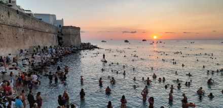 Domani Alba di Note e bagno del primo settembre