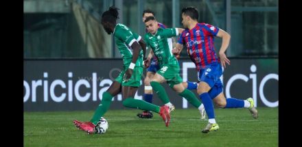 MONOPOLI-CASARANO 2-1: CRONACA E TABELLINO