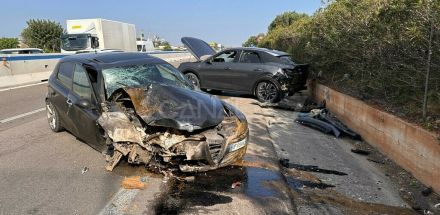 Inferno sulla Statale 16 a Monopoli: due incidenti e traffico in tilt