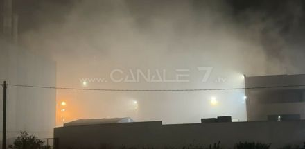 Incendio capannone: l'Amministrazione comunale chiede verifiche sull'aria